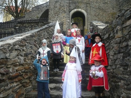 Hrad (2)