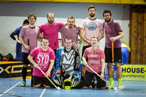 Vyčůranej team